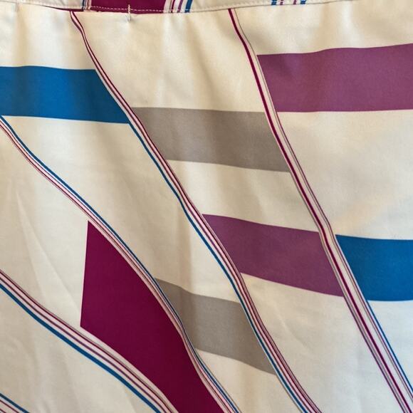 Adidas women’s 6 activewear print skort shorts - Picture 2 of 5